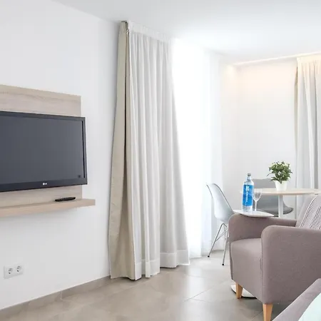 דירה Sea Breeze *